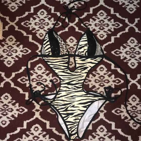 Guess sequin leopard monokini - Picture 2 of 5